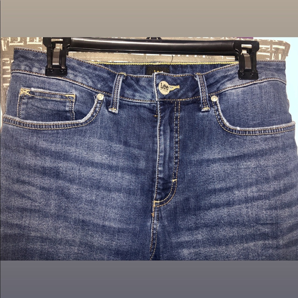 Lee Riders Jeans 💙 - Picture 3 of 14